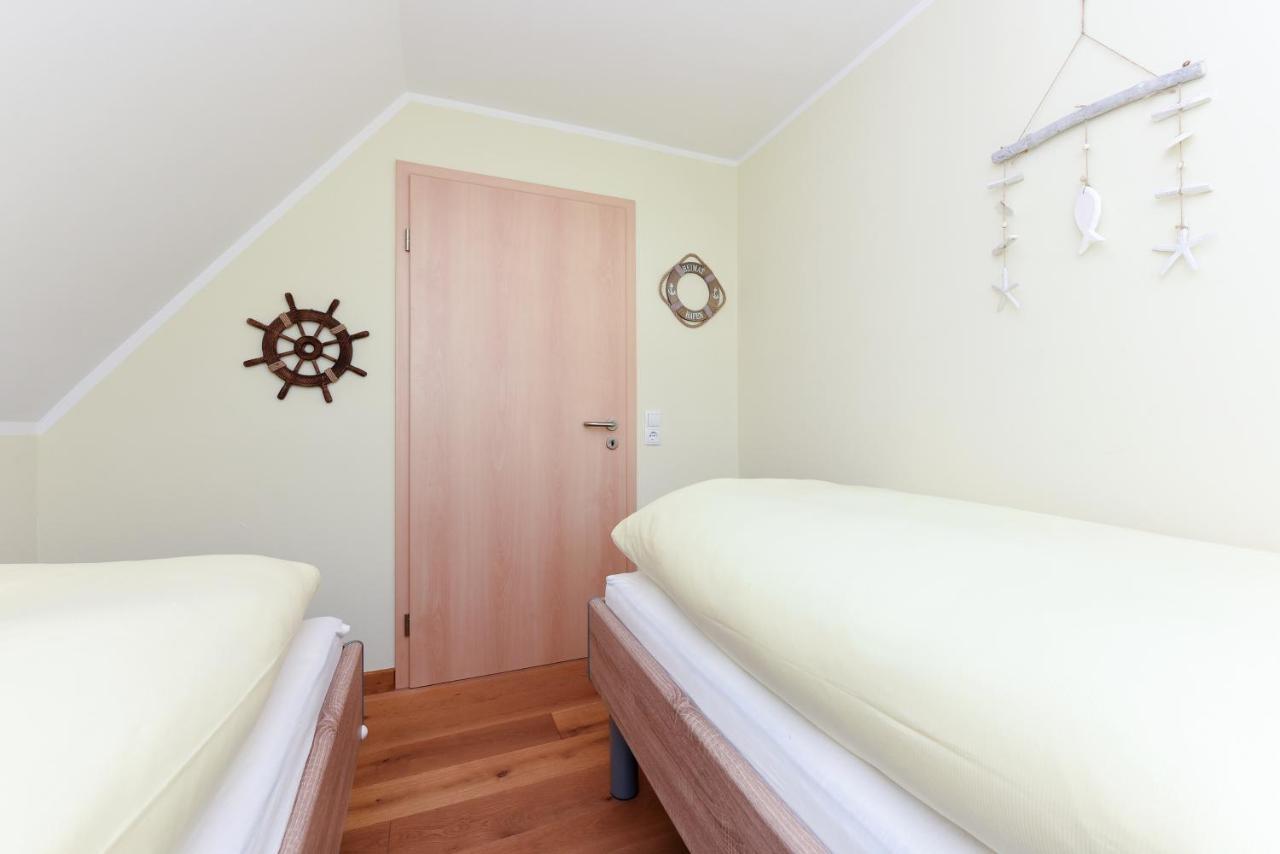Ferienwohnung Teezeit ノイハルリンガージール エクステリア 写真